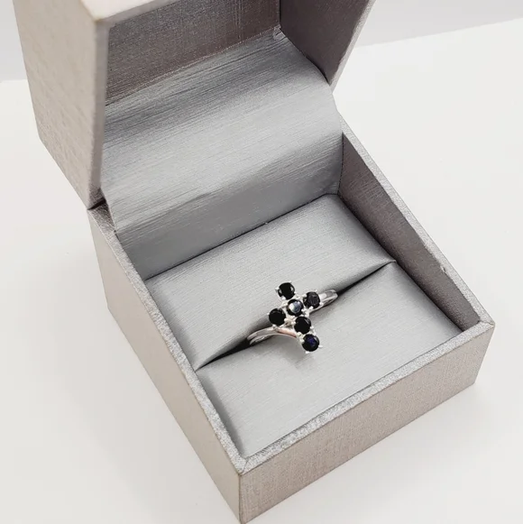 Thai Black Spinel Cross Ring in 925 Sterling Silver 1.00 ctw